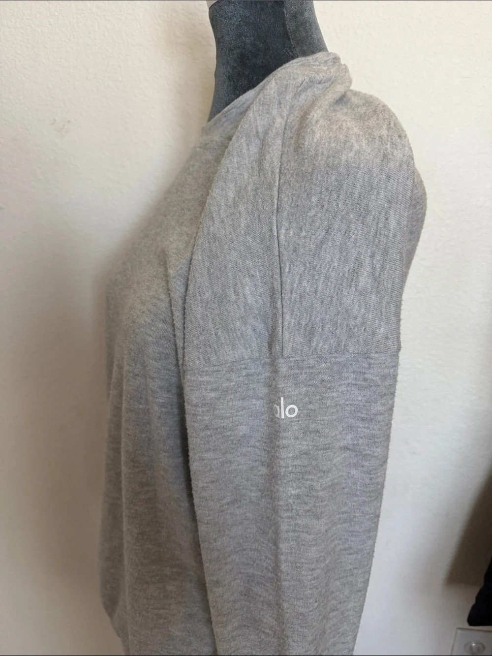 ALO Yoga Soho Heather Gray Pullover with White Logo, Small